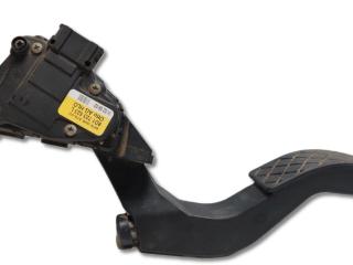 педаль Volkswagen Passat B5 [рестайлинг] 3B3 2002, 1.8 л., AWM, бензин, МКПП, синий, седан, передний привод, 8D1723523L