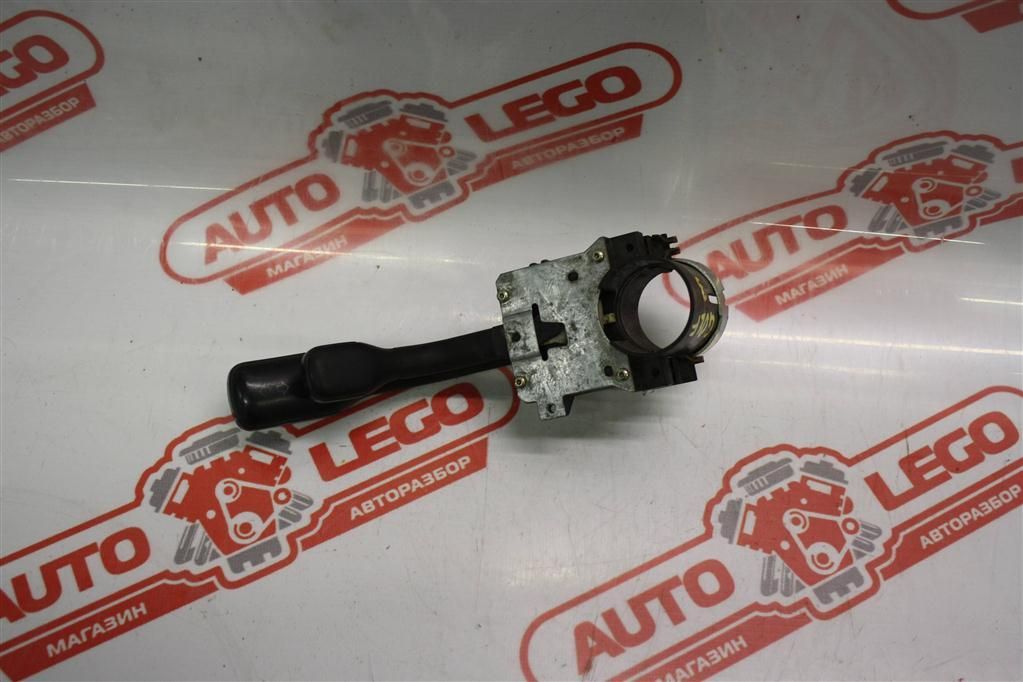 переключатель поворотов Volkswagen Golf 3 поколение 1995, 1Z, дизель, МКПП, черный, универсал, передний привод - фото №1
