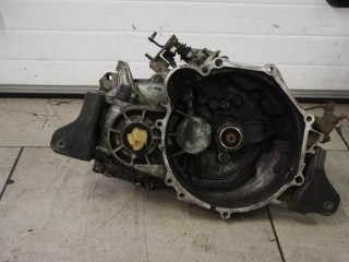 КПП механическая (МКПП) Mitsubishi Lancer 8 поколение 1998, бензин, МКПП, зеленый, седан, передний привод, MD974714