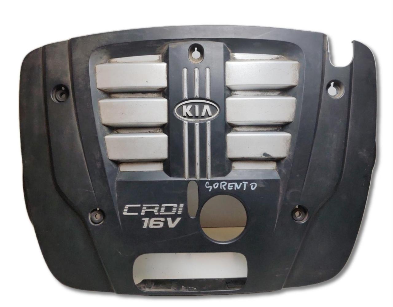 декоративная крышка двигателя Kia Sorento 1 поколение BL 2002, 2.5 л., D4CB, дизель, АКПП, серебристый, полный привод - фото №1
