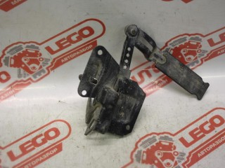 замок капота Audi A6 4B/C5 4A2 1999, 2.4 л., APS, бензин, МКПП, темно-синий, седан, передний привод, 4B0823480C