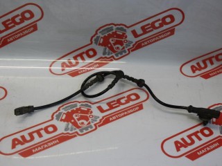 датчик ABS Renault Logan 1 поколение L8 2008, 1.4 л., K7JA710, бензин, МКПП, светло-зеленый, седан, передний привод, 8200419177