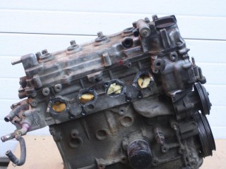 двигатель Nissan AD 3 поколение VHNY11 2002, 1.8 л., QG18DE, бензин, АКПП, серо-голубой, универсал, полный привод, QG18DE