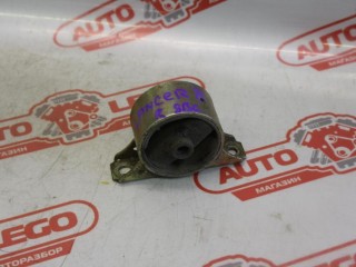 подушка крепления двигателя Mitsubishi Lancer 8 поколение C10 1999, 1.8 л., бензин, АКПП, белый, седан, передний привод, правый руль