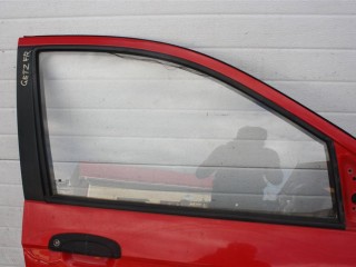 стекло двери передней правой Hyundai Getz 1 поколение TB 2003, 1.3 л., G4EA, бензин, МКПП, красный, хетчбэк 5 дв., передний привод