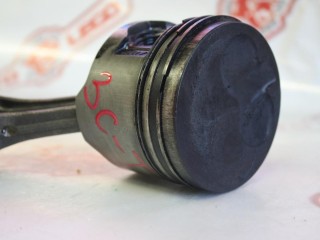поршень Toyota Camry V40 SV40 1995, 2.2 л., 3C-T, дизель, АКПП, серый, седан, передний привод, правый руль