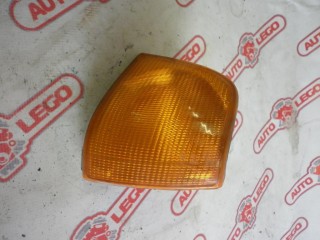 поворотник правый Audi 1987
