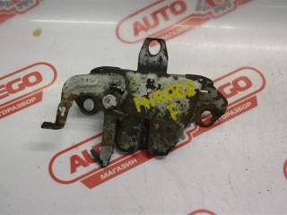 замок капота Mitsubishi Mirage 5 поколение C12A 1995, 1.3 л., 4G13 (12V), бензин, АКПП, серый, купе, передний привод, правый руль