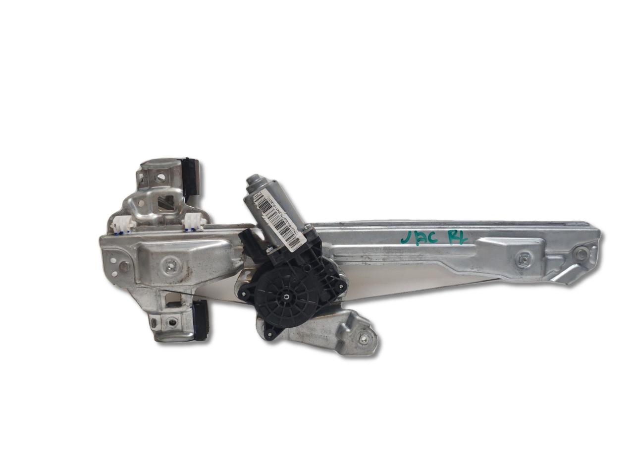 стеклоподъемник задний левый JAC S3 1 поколение 2019, 1.6 л., бензин, МКПП, серебристый, универсал, передний привод, 6204110U2210 - фото №1