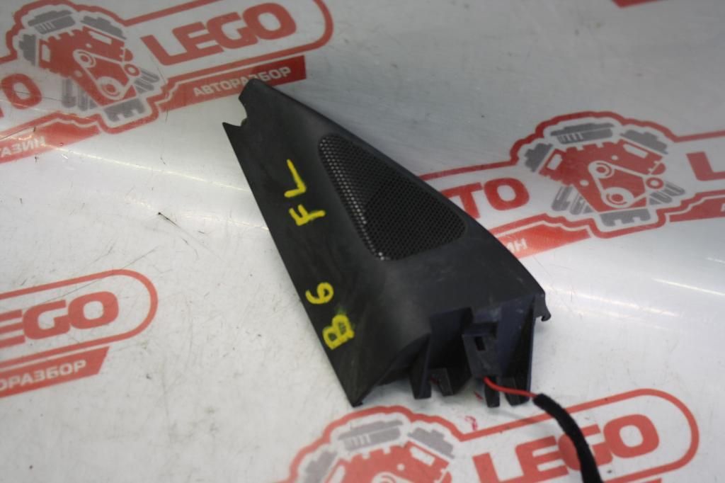 накладка двери (крышки) багажника Volkswagen Passat B6 3BADR 2006, 1.6 л., BLF, бензин, МКПП, седан, передний привод, 3C0837993 - фото №1