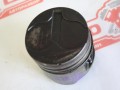 поршень Nissan Cedric Y32 1991, 2.8 л., RD28, дизель, АКПП, черный, седан, задний привод, правый руль - фото №2