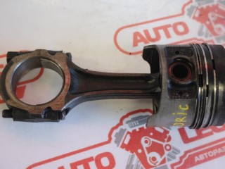 поршень Nissan Cedric Y32 1991, 2.8 л., RD28, дизель, АКПП, черный, седан, задний привод, правый руль, A2010-V7204