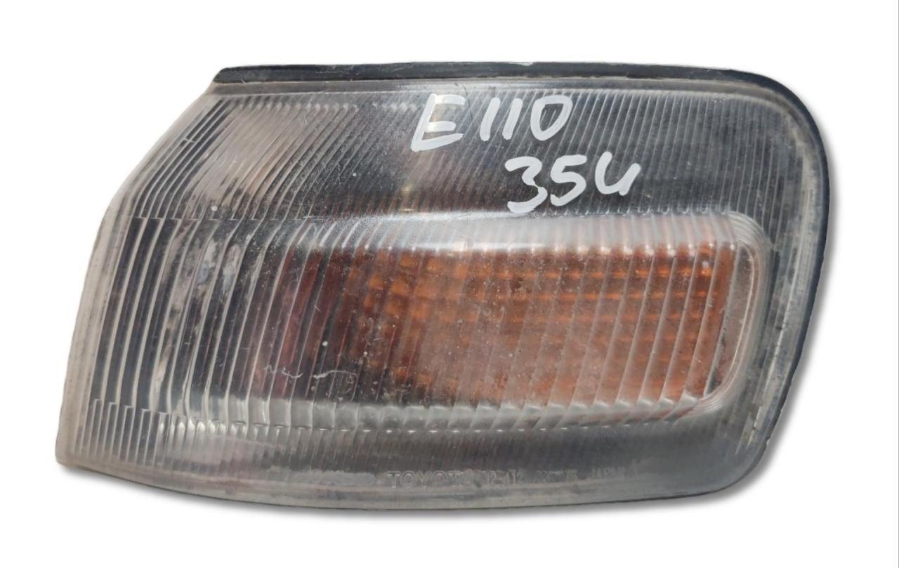 поворотник левый Toyota Corolla 8 поколение (E110) AE114 1997, 1.6 л., 4A-FE, бензин, МКПП, седан, полный привод, 212-1592 - фото №1