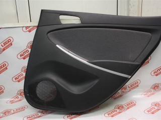 обшивка двери задняя правая Hyundai Solaris 1 поколение 2013, 1.6 л., G4FC, бензин, АКПП, белый, седан, передний привод, 833604L010