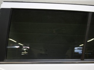 стекло двери задней левой Geely MK Cross 1 поколение 2012, 1.5 л., MR479QA, бензин, МКПП, белый, хетчбэк 5 дв., передний привод