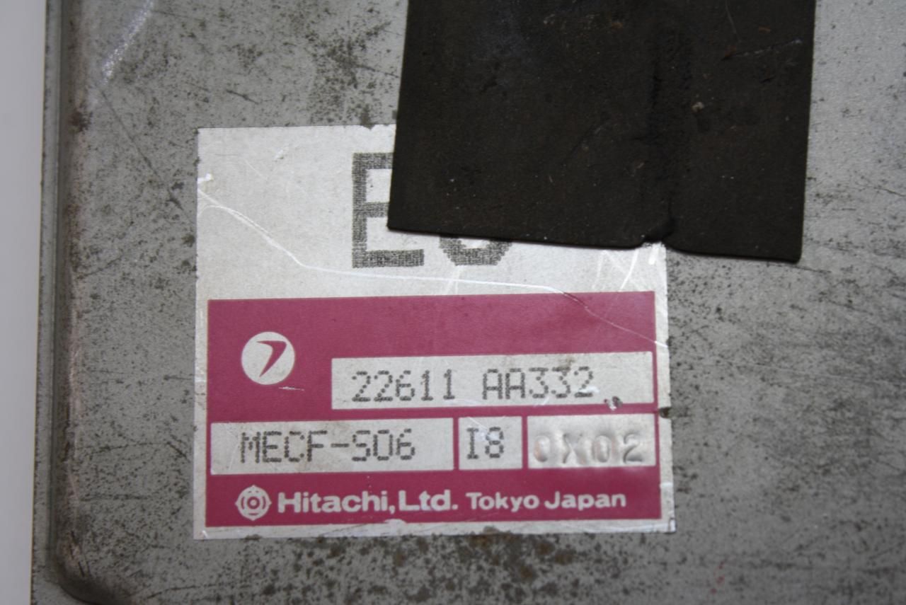 блок управления двигателем Subaru Legacy 1 поколение BF3 1992, 1.8 л., EJ18, бензин, АКПП, универсал, 22611AA332 - фото №1