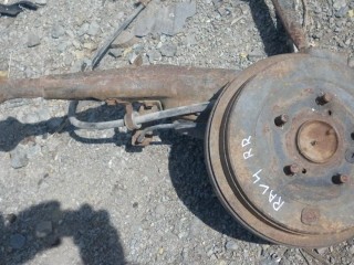 ступица задняя правая Toyota RAV4 2 поколение (XA20) 2003