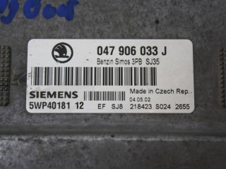 блок управления двигателем Skoda Fabia 1 поколение (6Y) 2002, 1.4 л., AZE, бензин, МКПП, хетчбэк 5 дв., 047906033J