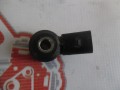 датчик детонации Skoda Fabia 2 поколение (5J) [рестайлинг] 5J5 2010, 1.2 л., BZG, бензин, МКПП, голубой, хетчбэк 5 дв. - фото №2