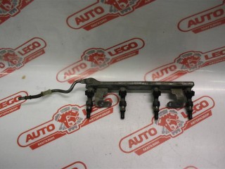 Рейка топливная (рампа) с форсунками Nissan Tiida C11 2007, 17520ED00A