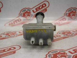 бачок тормозной жидкости Nissan Vanette C22 GC22 1990, 2.4 л., Z24, бензин, МКПП, синий, микроавтобус, передний привод