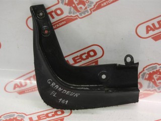брызговик Hyundai Grandeur TG 2007, 2.7 л., G6EA, бензин, АКПП, бежевый, седан, передний привод, 868413L000