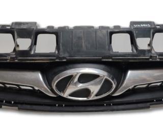 решетка радиатора Hyundai Solaris 1 поколение RB 2011, 1.4 л., G4FA, бензин, МКПП, серебристый, хетчбэк 5 дв., передний привод, 86351-1R000