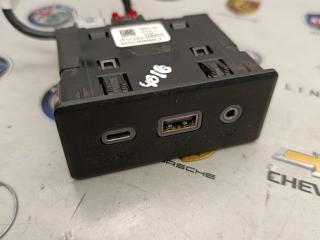 разъем AUX / USB Chevrolet Malibu 9 поколение [рестайлинг] 2020, 1.5 л., бензин, 13529865