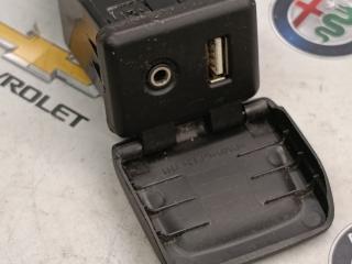 разъем AUX / USB Chevrolet Cruze 2 поколение 2018, 1.4 л., бензин, седан, 84333024