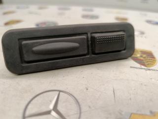 кнопка открытия багажника Alfa Romeo Giulia 2 поколение 2017, 2.0 л., бензин, 52030366