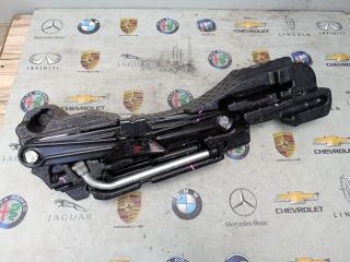 домкрат Volkswagen Arteon 1 поколение 2021, 3QF011031A