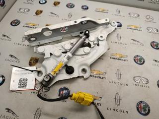 петля капота правая Audi A6 C8 2022, 2.0 л., бензин, 4K0823302A