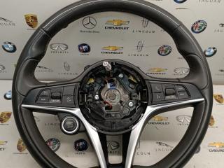руль Alfa Romeo Stelvio 1 поколение 2018, 01561247300