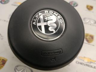подушка безопасности водителя Alfa Romeo Giulia 2 поколение 2018, 2.0 л., задний привод, 01561354560