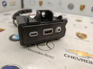 разъем AUX / USB Chevrolet TrailBlazer 3 поколение 2023, 1.2 л., бензин, 13529867