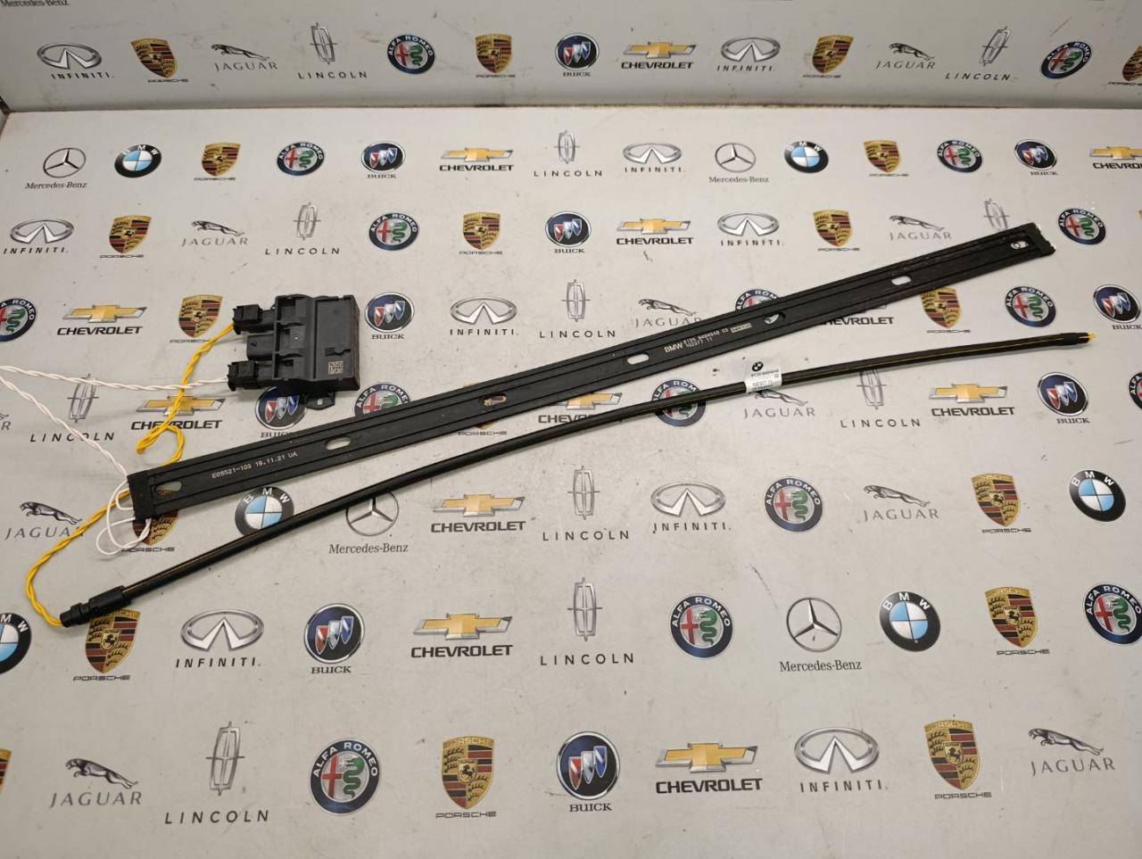 комплект системы «Комфортный доступ» BMW 4 серия G22/G23 2022, 3.0 л., бензин, c4f, 8494948, 8494949, 5A3F3E8 - фото №1