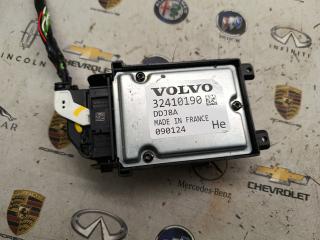 блок управления парктрониками Volvo XC40 1 поколение 2024, 2.0 л., бензин, 32410190