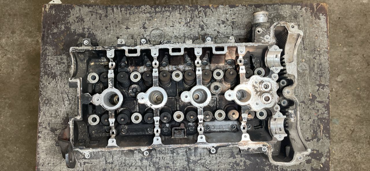 головка блока цилиндров Opel Antara 1 поколение 2011, 2.4 л., A 24 XE, бензин, МКПП, 12600788, 12624550, 12634128 - фото №1