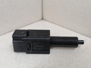 Датчик педали тормоза (лягушка) Nissan X-Trail T31 NT31 2009, 2.0 л., DCi, дизель, МКПП, серый, внедорожник 5 дв., полный подключаемый привод