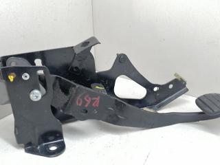 педаль тормоза Renault Megane 2 поколение 2004, 1.5 л., DCi, K9K 722, дизель, 5МКПП, серебристый, хетчбэк 5 дв., передний привод, 8200168238B, 8200155982