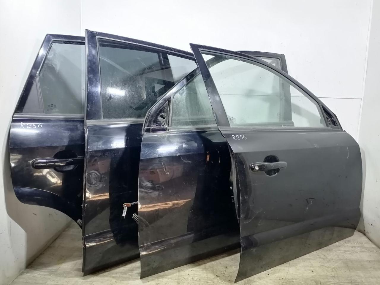 дверь задняя правая Hyundai Tucson 1 поколение 2006, 2.0 л., CRDi, дизель, АКПП, чёрный, передний привод - фото №1