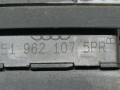 кнопка центрального замка Audi A4 B7 2006, 2.0 л., BLB, дизель, 6МКПП, серый, универсал, передний привод, 8E1962107 - фото №4