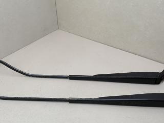 щеткодержатель (поводок стеклоочистителя, дворник) Renault Megane 1 поколение LA0E 1996, 1.4 л., i, E7J 764, бензин, 5МКПП, синий, седан, передний привод, 7700834482, 7700834483, 7700834481