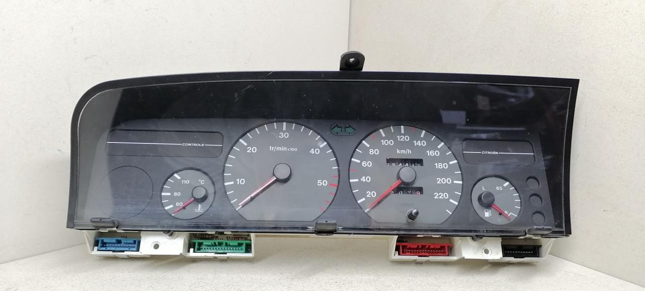 щиток приборов (приборная панель) Citroen Xantia 1 поколение 1997, 1.9 л., D, дизель, 5МКПП, тёмно-серый металлик, хетчбэк 5 дв., передний привод, 9624897780, 09021119900 - фото №1