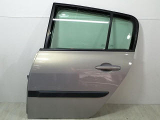 стекло двери задней левой Renault Megane 2 поколение BM0B 2003, 1.4 л., i, K4J 730, бензин, 5МКПП, серебристый, хетчбэк 5 дв., передний привод, 8200493043