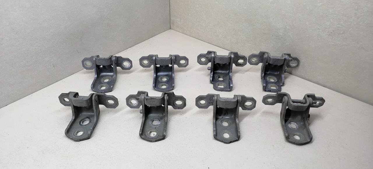 петля двери Renault Laguna 3 поколение 2007, 2.0 л., DCi, M9R 802, дизель, 6МКПП, голубой, 7701206969, 7701206967, 824000009R, 824010009R - фото №1