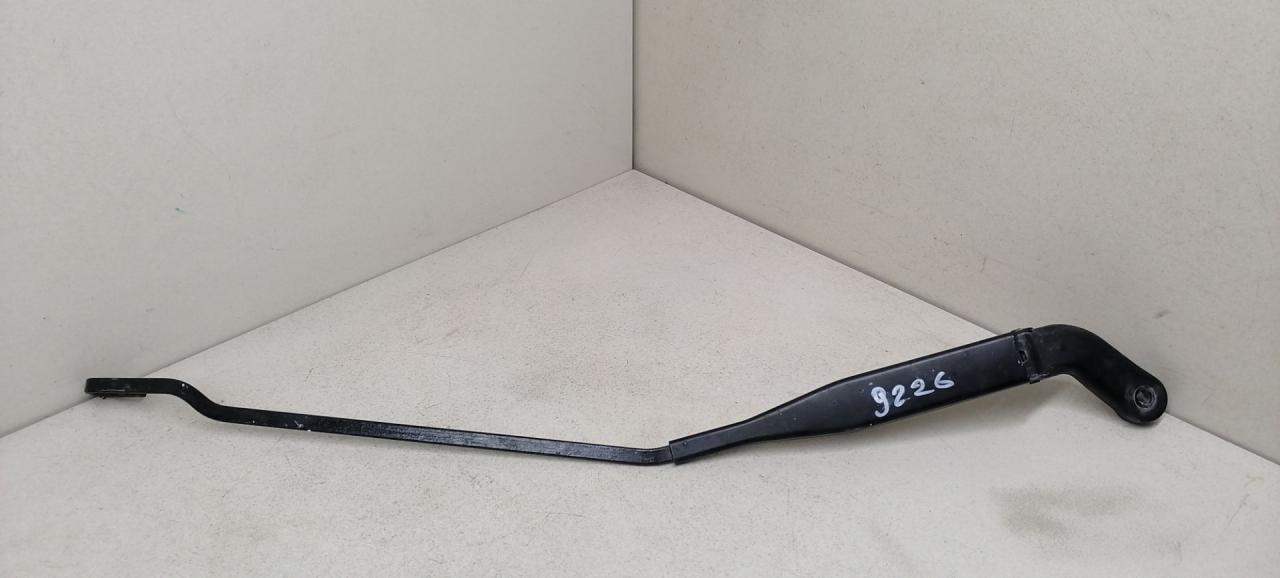 щеткодержатель (поводок стеклоочистителя, дворник) Citroen Xantia 1 поколение 1997, 1.9 л., D, дизель, 5МКПП, тёмно-серый металлик, хетчбэк 5 дв., передний привод - фото №1