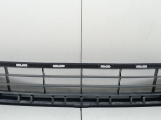 заглушка (решетка) в бампер Toyota Camry 7 поколение XV40 2008, 2.4 л., i, 2AZ-FE, бензин, АКПП, серебристый, седан, передний привод, 53112-06010