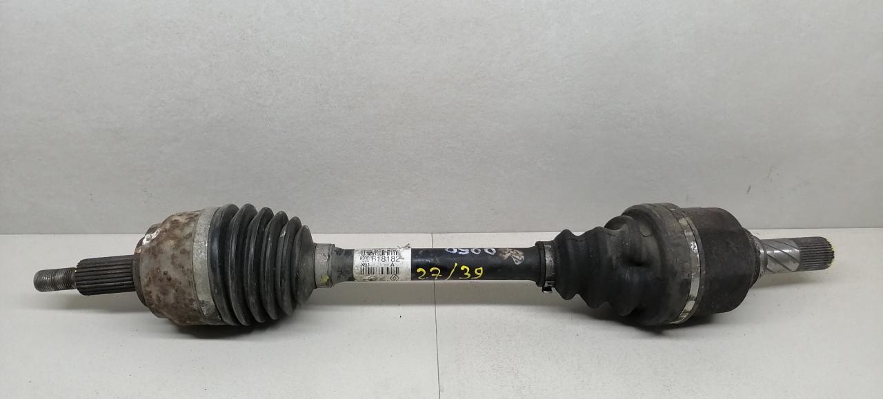 полуось передняя левая (приводной вал, ШРУС) Renault Laguna 3 поколение 2007, 2.0 л., DCi, M9R 802, дизель, 6МКПП, голубой, 8200618182 - фото №1