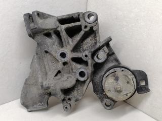 кронштейн двигателя Renault Laguna 1 поколение 1997, 2.2 л., DT, G8T 792, дизель, 5МКПП, синий, универсал, передний привод, 7700.852051